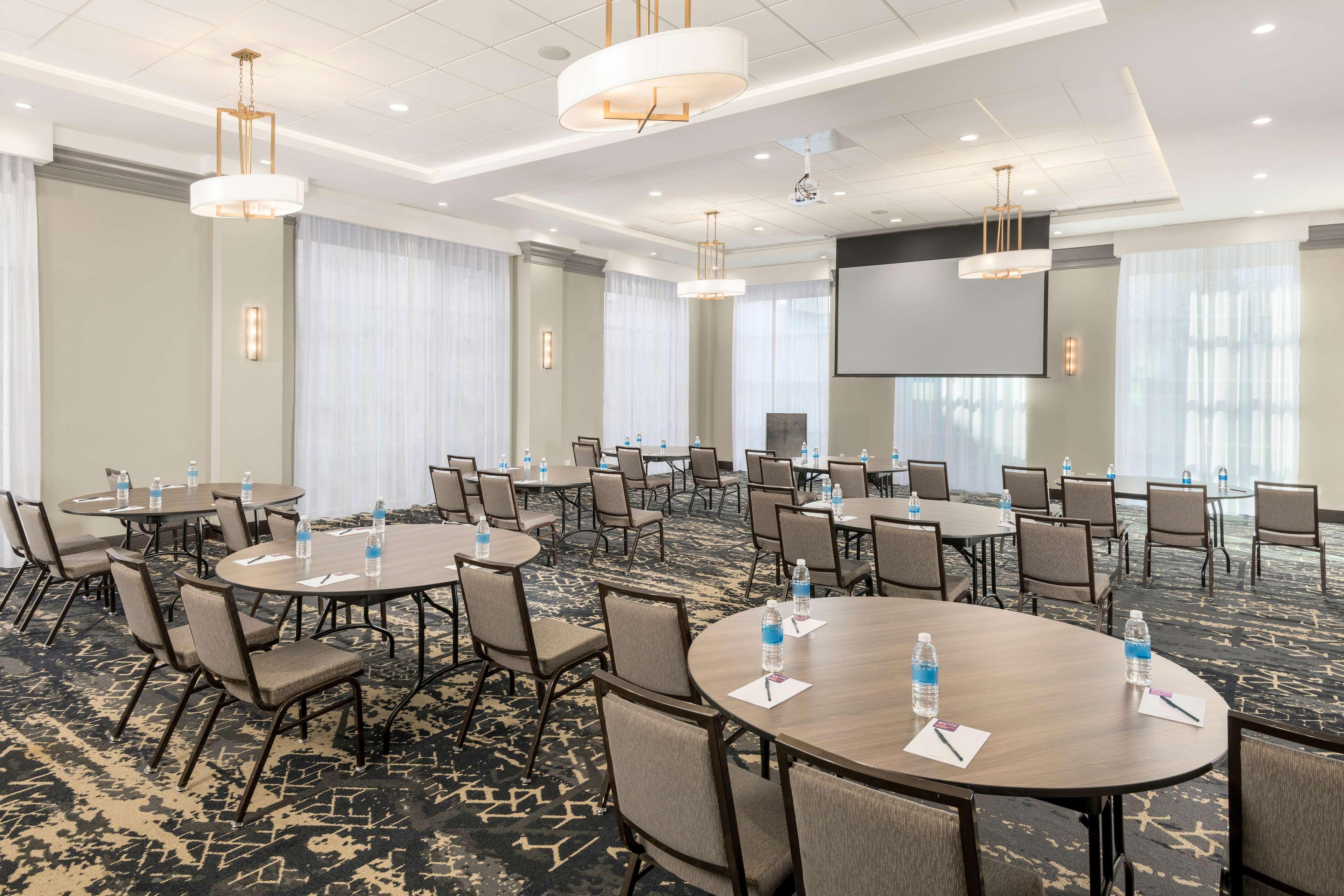Hyatt Place Downtown 3*